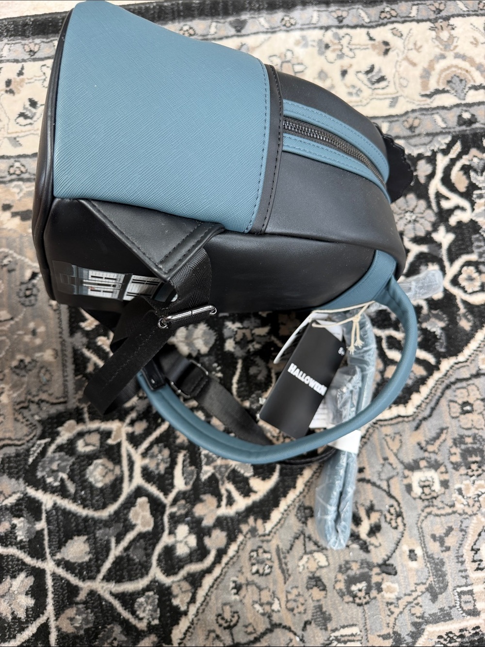 NWT Loungefly Michael Myers Backpack   Blue & Black. Halloween. Glows in Dark - Picture 6 of 6